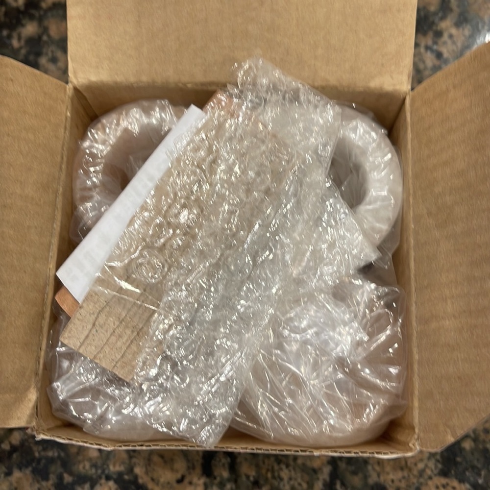 🥃🥃Himalayan salt shot glasses-NIB!! - Picture 6 of 8